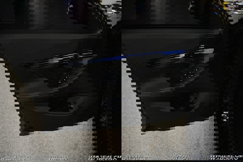 Used 2025 BMW i5 eDrive40i w/ M Sport Package image 37