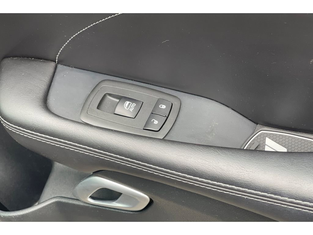 Used 2018 Dodge Challenger GT w/ GT Interior Package image 20