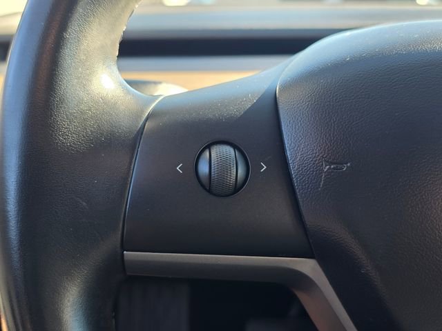 Used 2019 Tesla Model 3 Long Range image 24