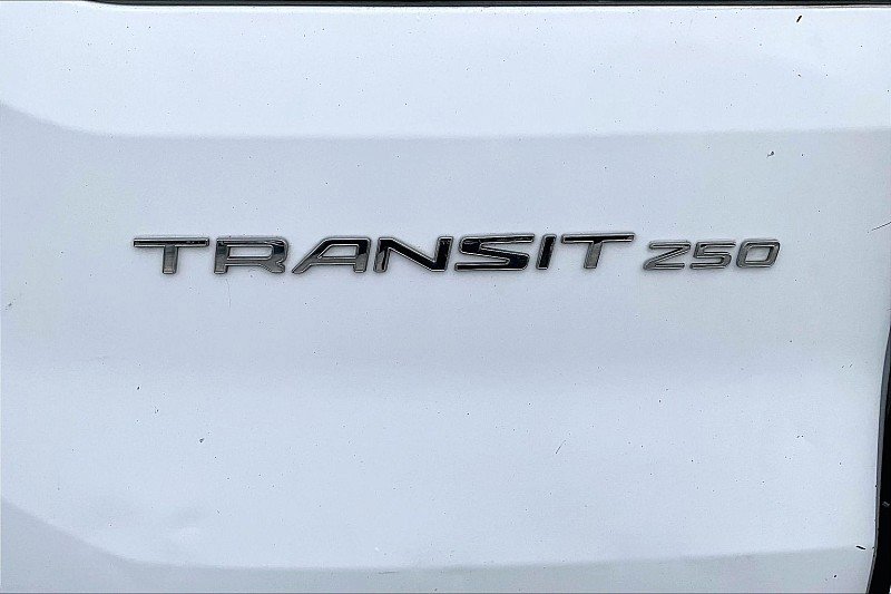 Used 2017 Ford Transit 250 148 Medium Roof image 24