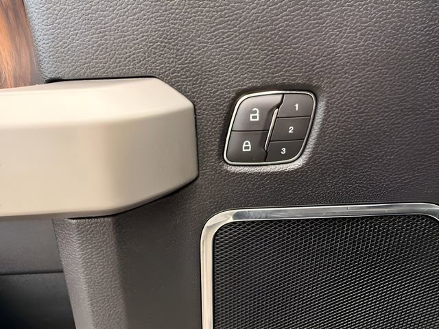 Used 2018 Ford F150 Lariat w/ Equipment Group 502A Luxury AWD/4WD image 14