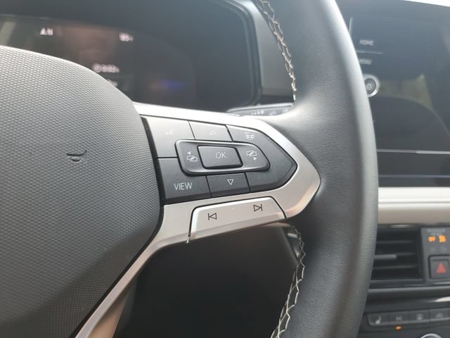 Certified 2025 Volkswagen Taos S AWD/4WD image 23