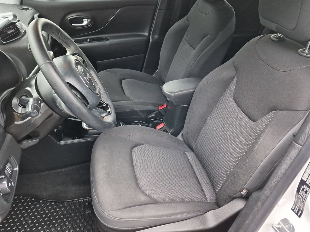 Used 2019 Jeep Renegade Altitude w/ Quick Order Package 22M AWD/4WD image 15