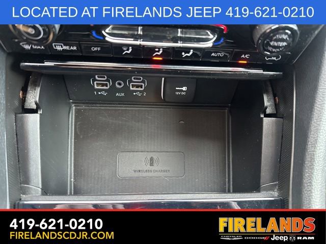 Used 2023 Jeep Grand Cherokee Laredo w/ Luxury Tech Group I image 27