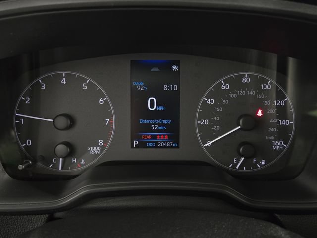 Used 2025 Toyota Corolla Cross LE FWD image 18