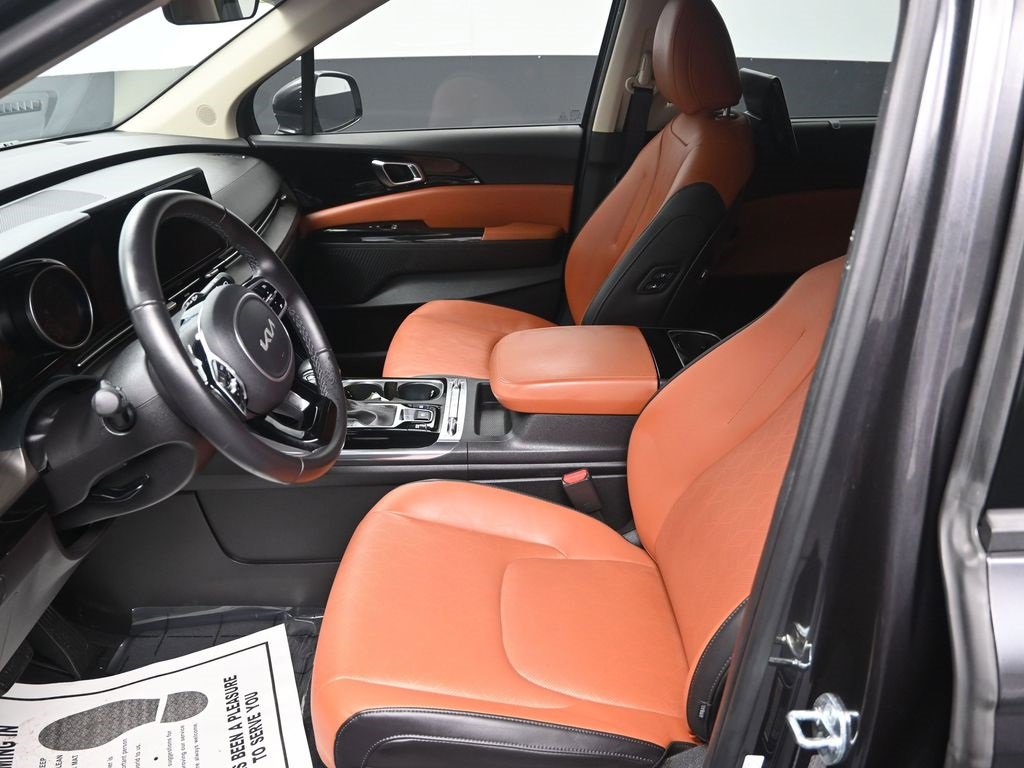 Certified 2022 Kia Carnival SX w/ Paint Protection Package image 14