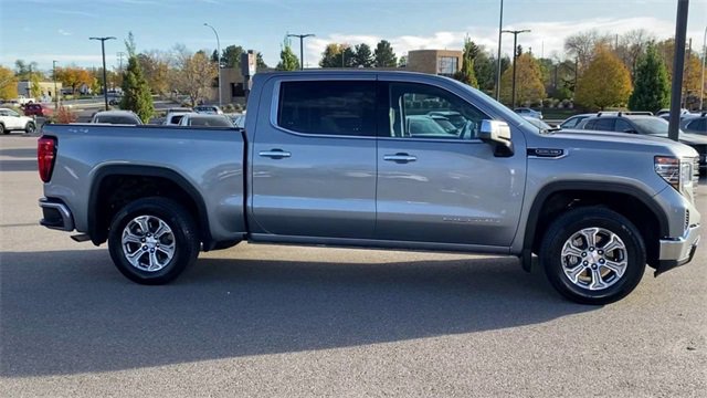 Used 2025 GMC Sierra 1500 SLT image 9