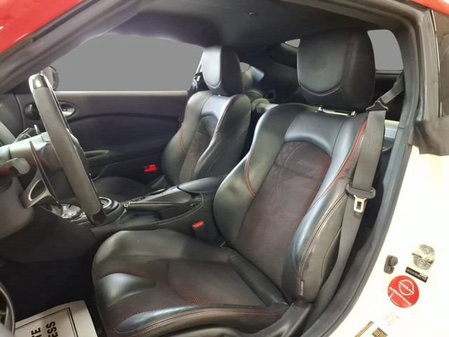 Used 2020 Nissan 370Z Coupe RWD image 22