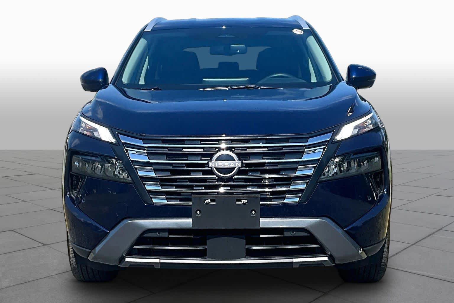 Used 2026 Nissan Rogue SL AWD/4WD image 4