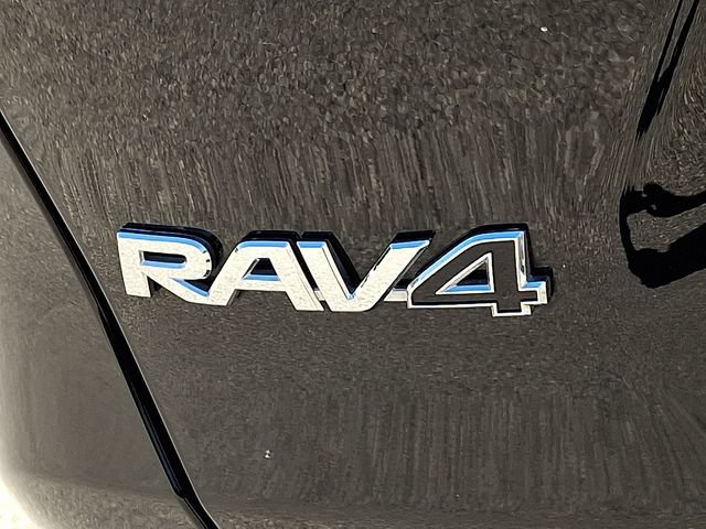 Used 2024 Toyota RAV4 LE AWD/4WD image 34