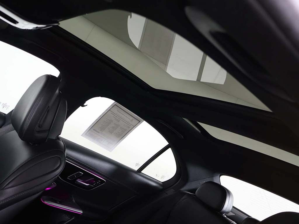Used 2023 Mercedes-Benz C 300 4MATIC Sedan image 21
