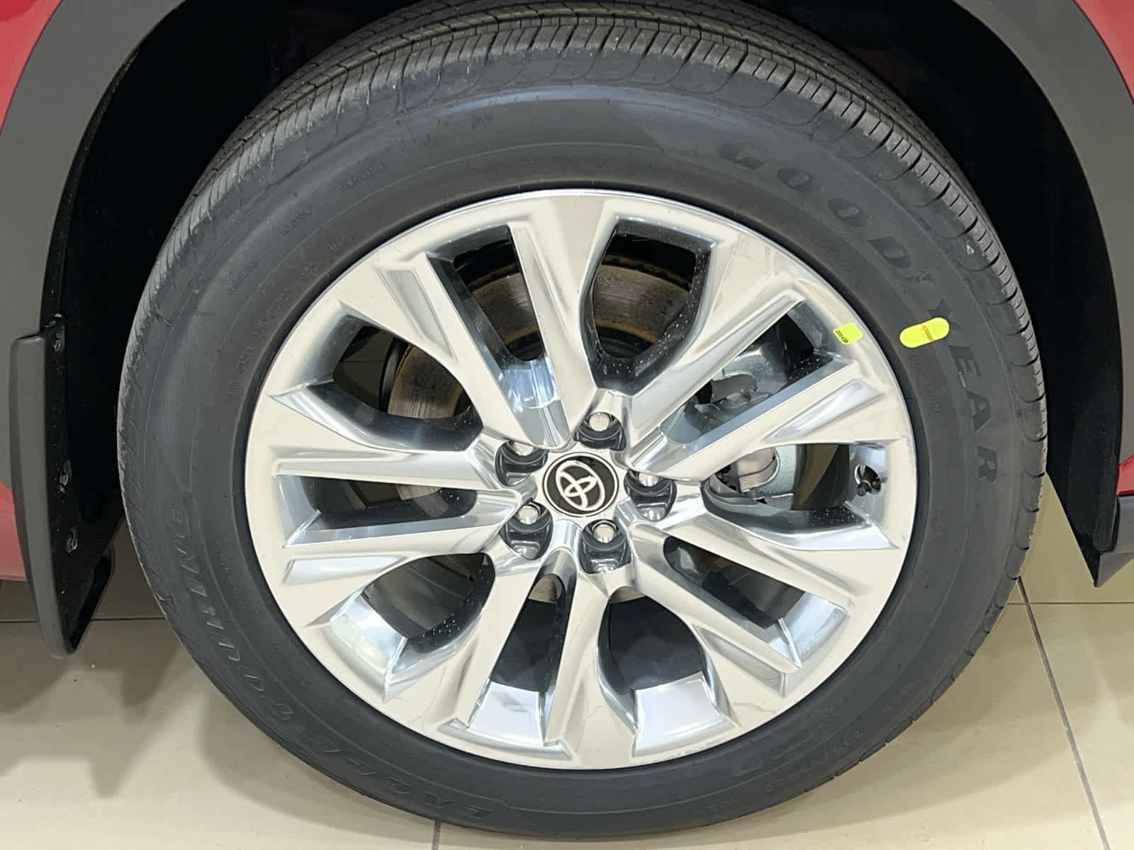 New 2026 Toyota Highlander Limited image 5