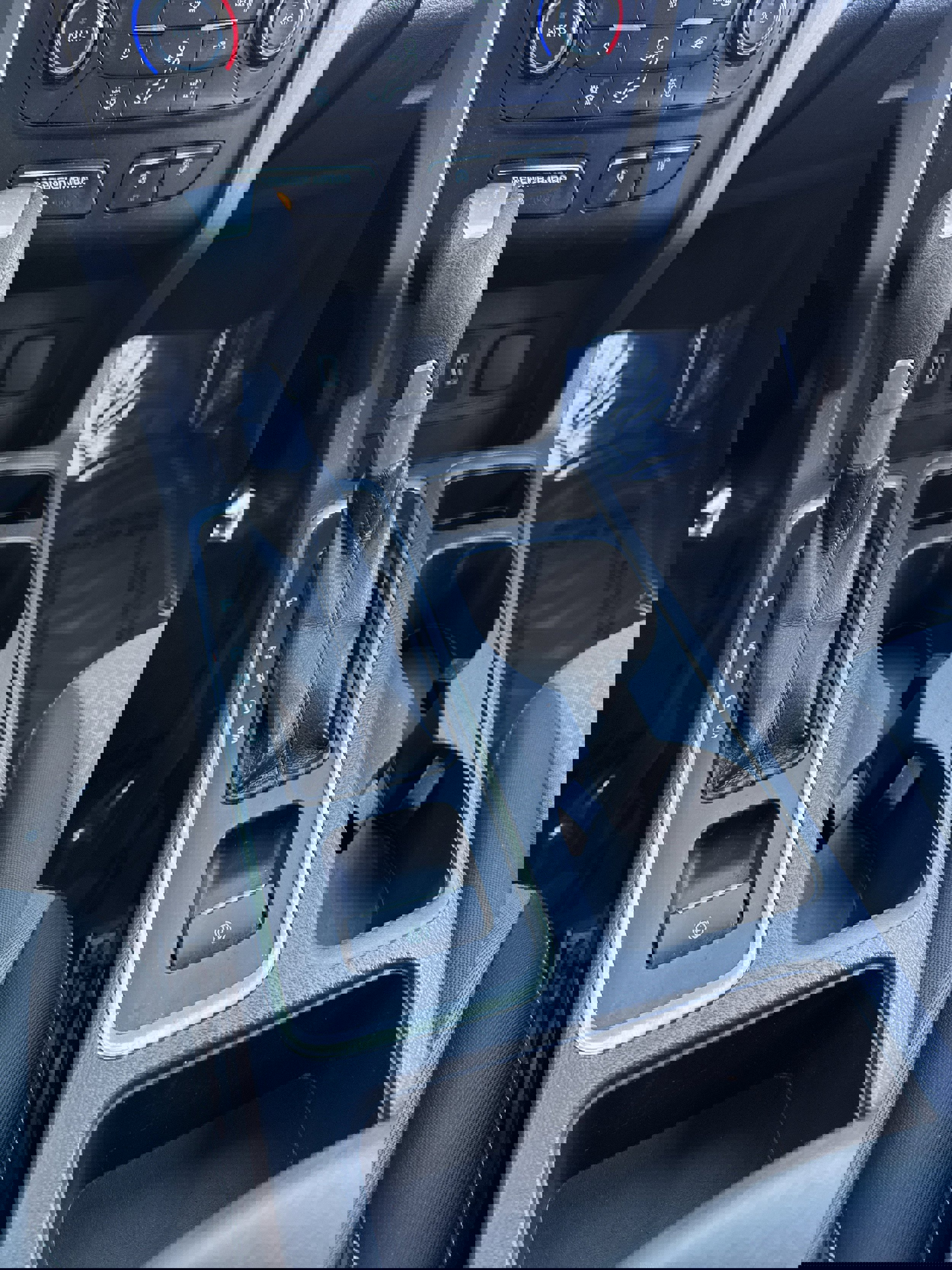 Used 2017 Ford Escape SE image 18