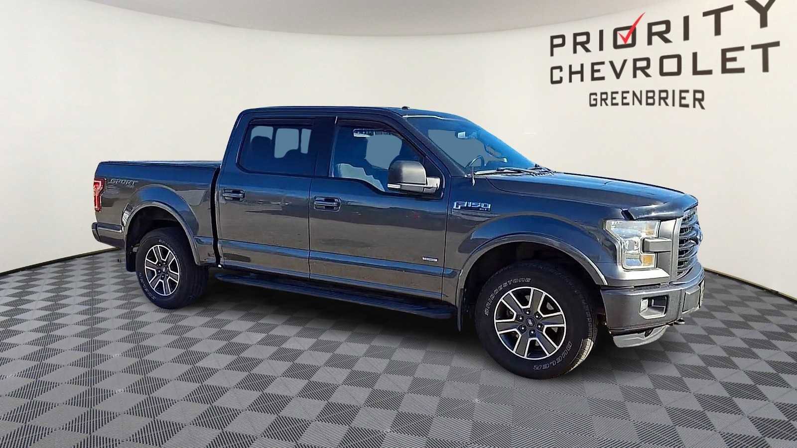 Used 2016 Ford F150 XLT w/ Equipment Group 302A Luxury image 2