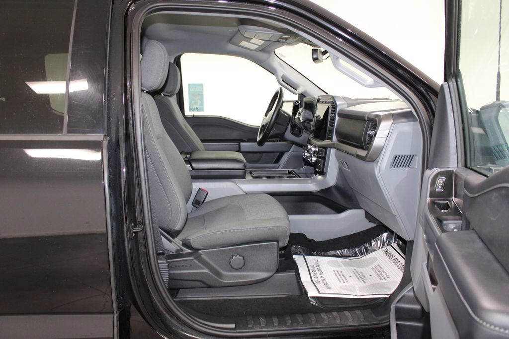 Used 2024 Ford F150 XLT w/ Mobile Office Package image 32