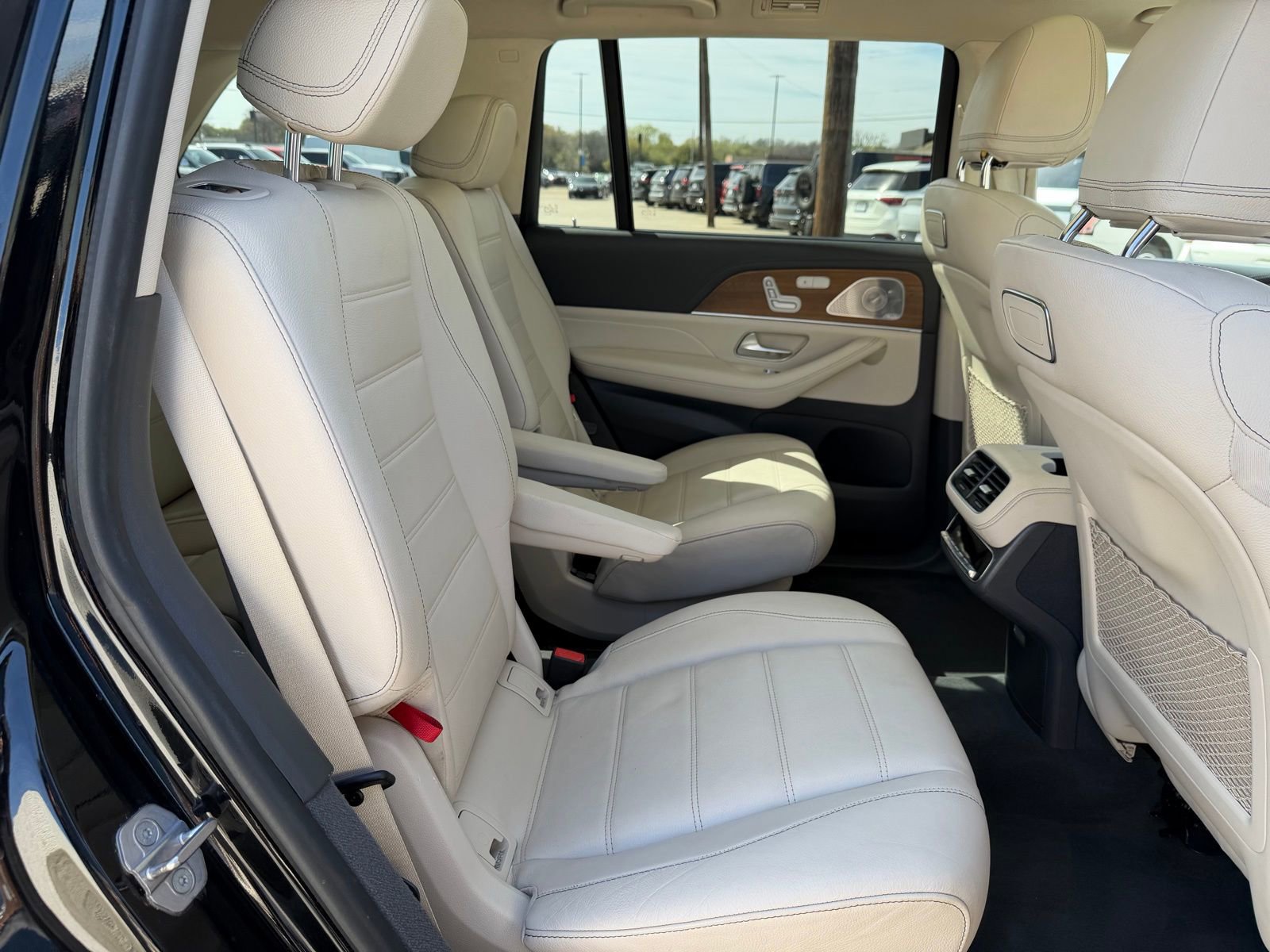 Used 2020 Mercedes-Benz GLS 580 4MATIC image 24