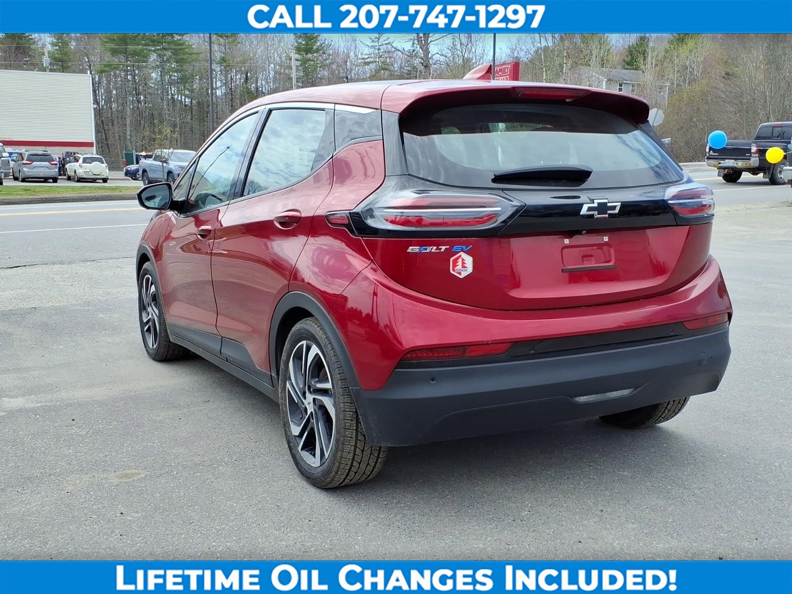 Used 2023 Chevrolet Bolt LT w/ Infotainment Package FWD image 7