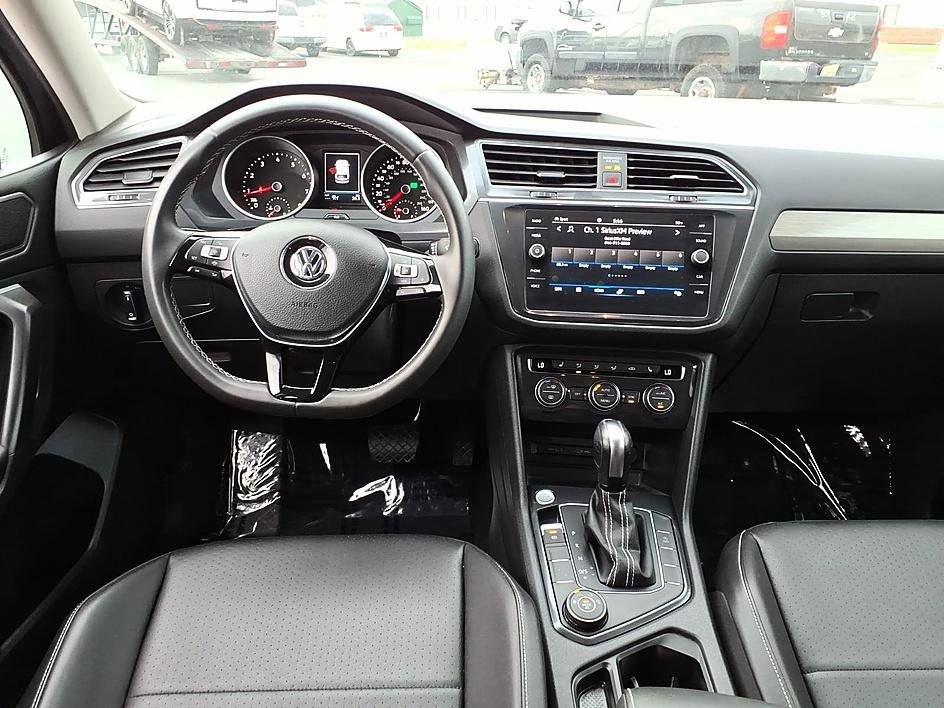 Used 2021 Volkswagen Tiguan SE image 21