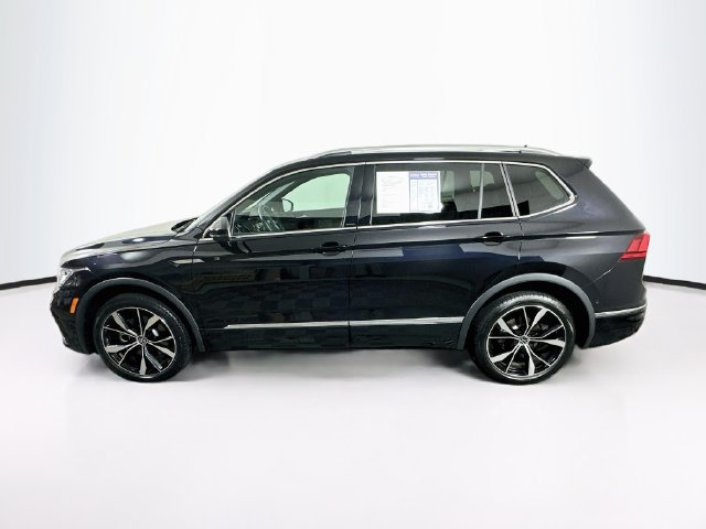 Certified 2024 Volkswagen Tiguan SEL R-Line AWD/4WD image 5