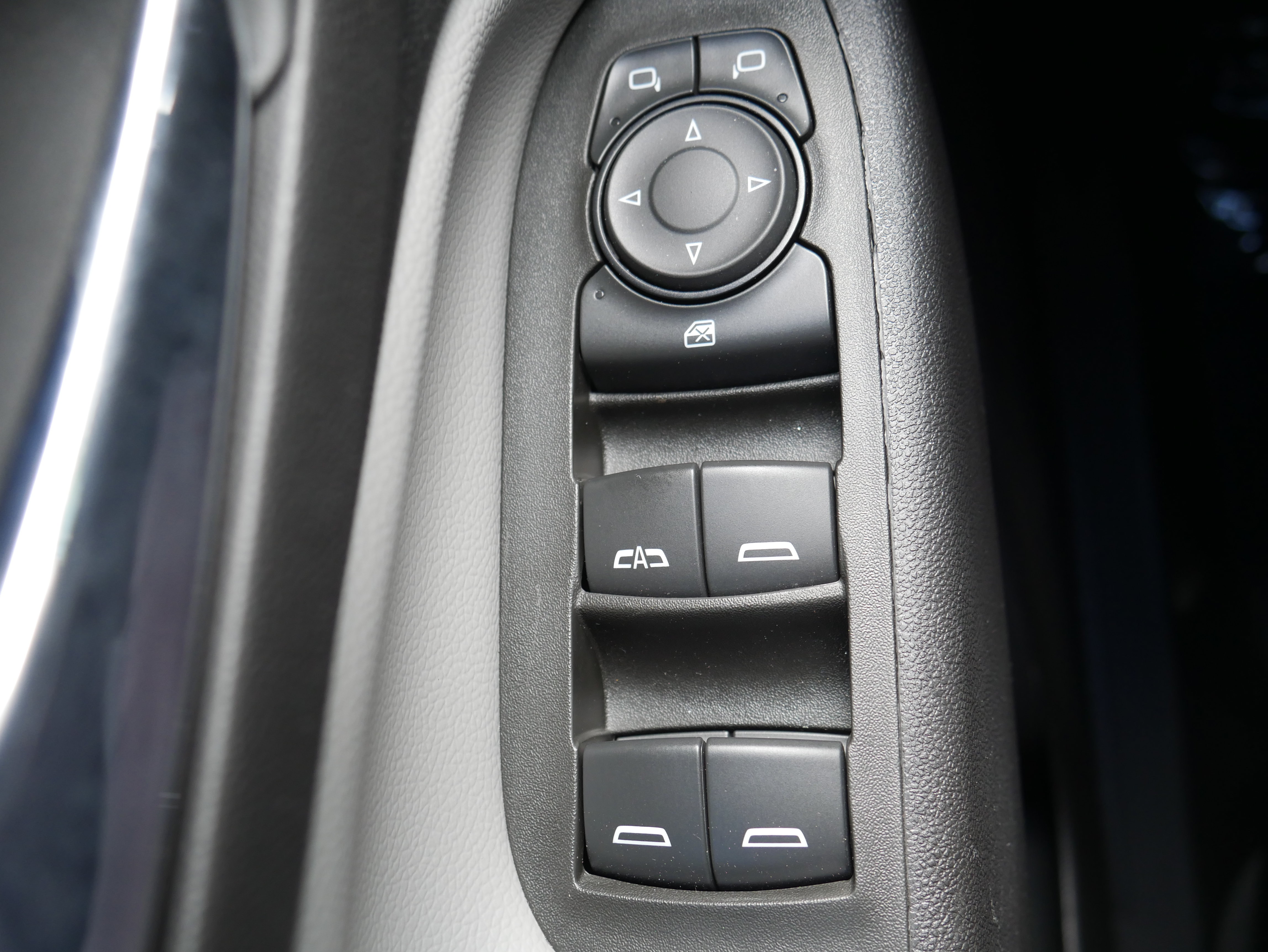 Certified 2024 Chevrolet Equinox LS w/ LS Convenience Package AWD/4WD image 26