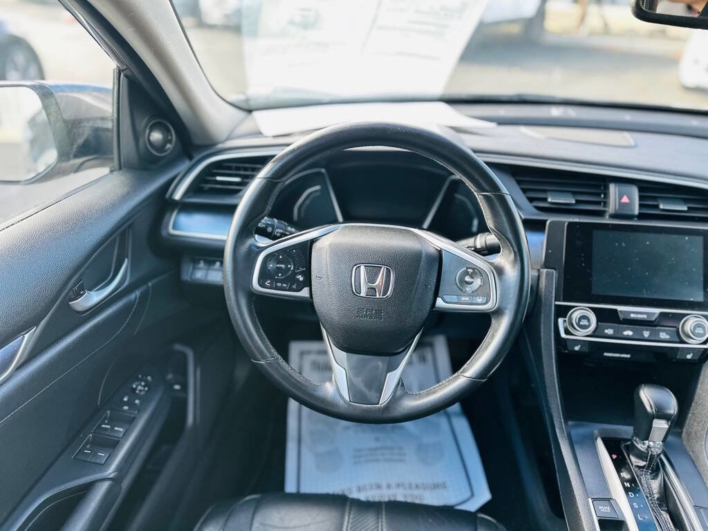 Used 2016 Honda Civic Touring image 11