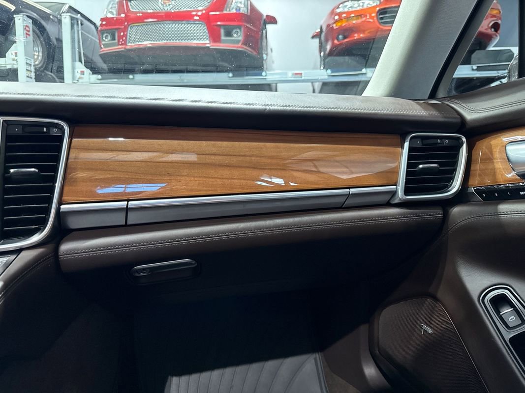 Used 2013 Porsche Panamera 4S image 79