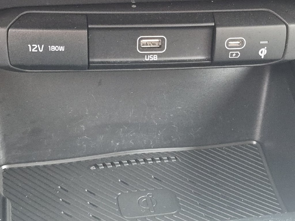 Used 2023 Kia Niro Wind w/ Wind Preserve Package FWD image 31