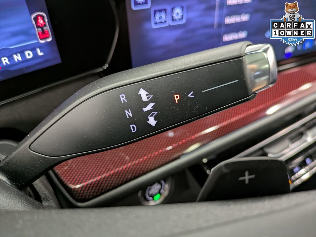 Used 2025 Chevrolet Traverse Z71 w/ Driver Confidence Package AWD/4WD image 19