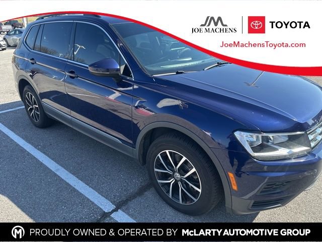 Used 2021 Volkswagen Tiguan SE image 1