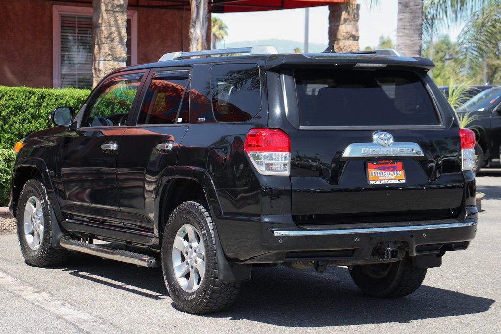 Used 2013 Toyota 4Runner SR5 w/ Convenience Pkg image 6
