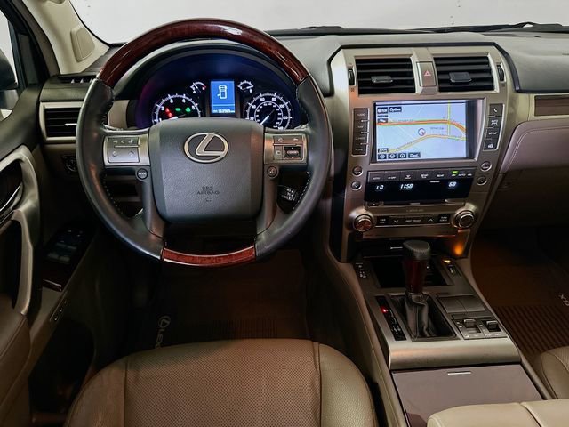 Used 2015 Lexus GX 460 w/ Premium Package AWD/4WD image 24
