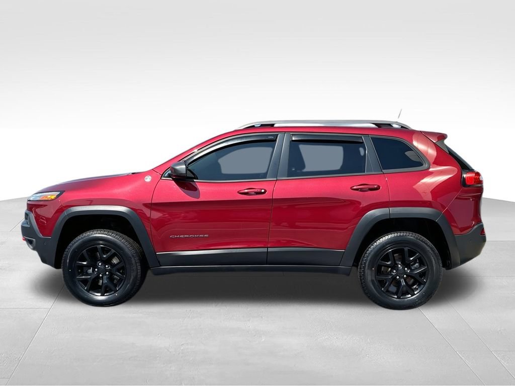 Used 2017 Jeep Cherokee Trailhawk AWD/4WD image 5