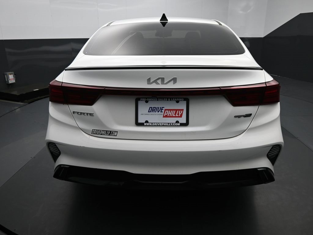 Used 2022 Kia Forte GT-Line w/ GT-Line Premium Package image 5