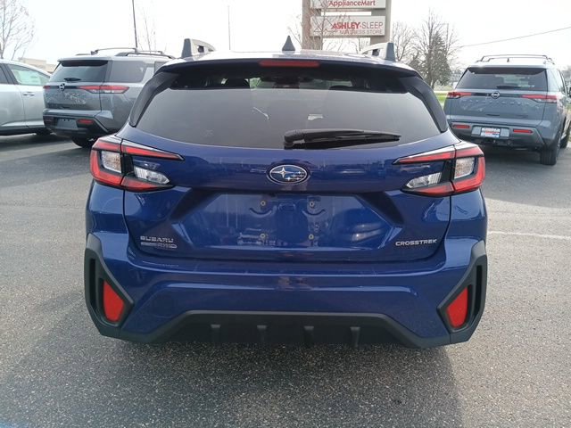 Used 2025 Subaru Crosstrek 2.0i Premium AWD/4WD image 3