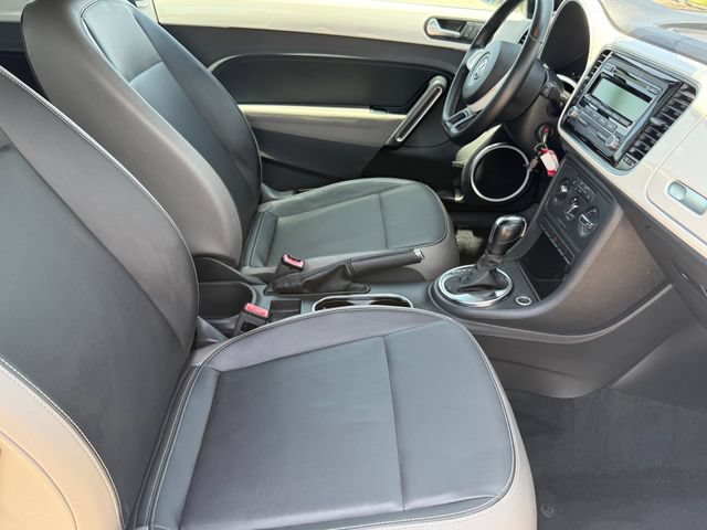 Used 2013 Volkswagen Beetle 2.5 FWD image 21