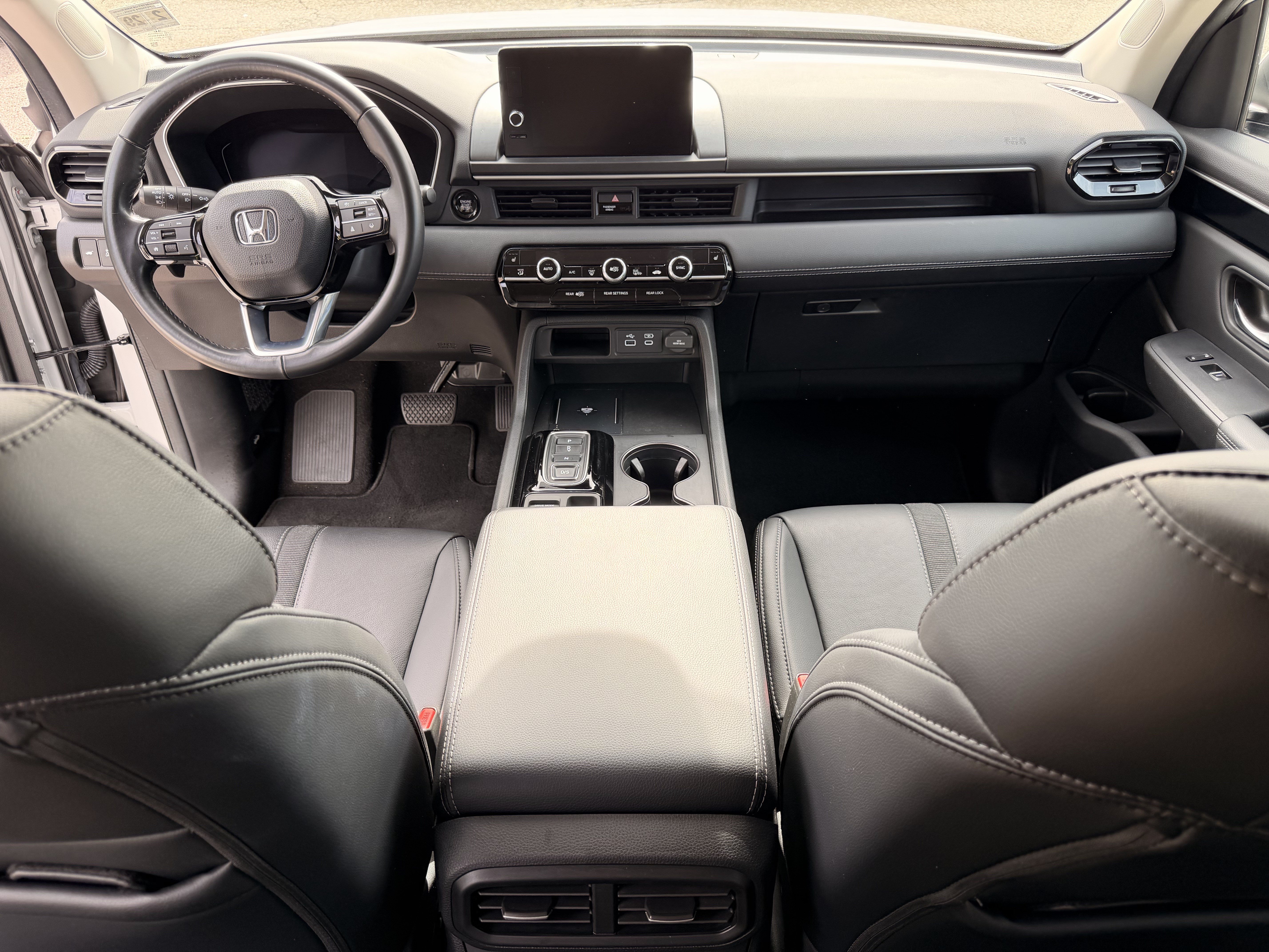Used 2024 Honda Pilot EX-L image 16