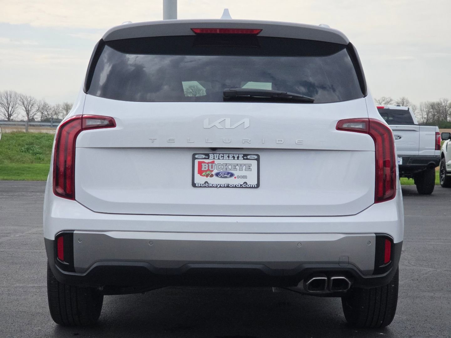 Used 2025 Kia Telluride S image 17