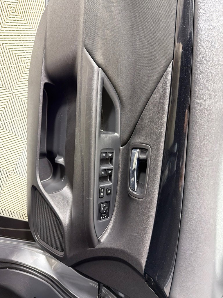 Used 2020 Mitsubishi Outlander ES FWD image 11