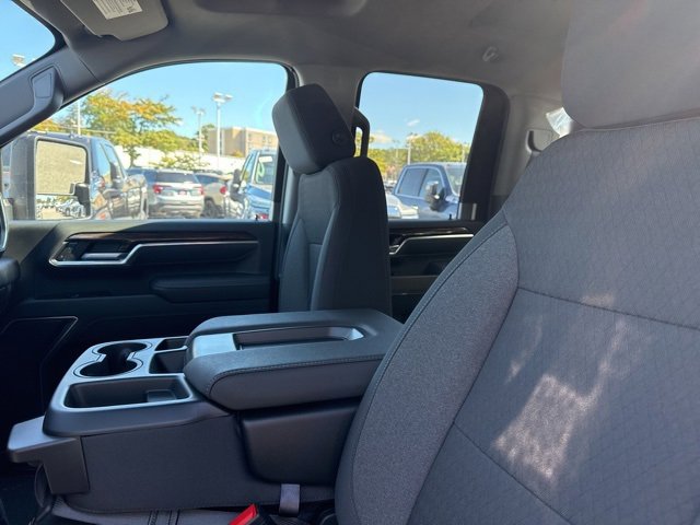 New 2026 GMC Sierra 2500 SLE image 15