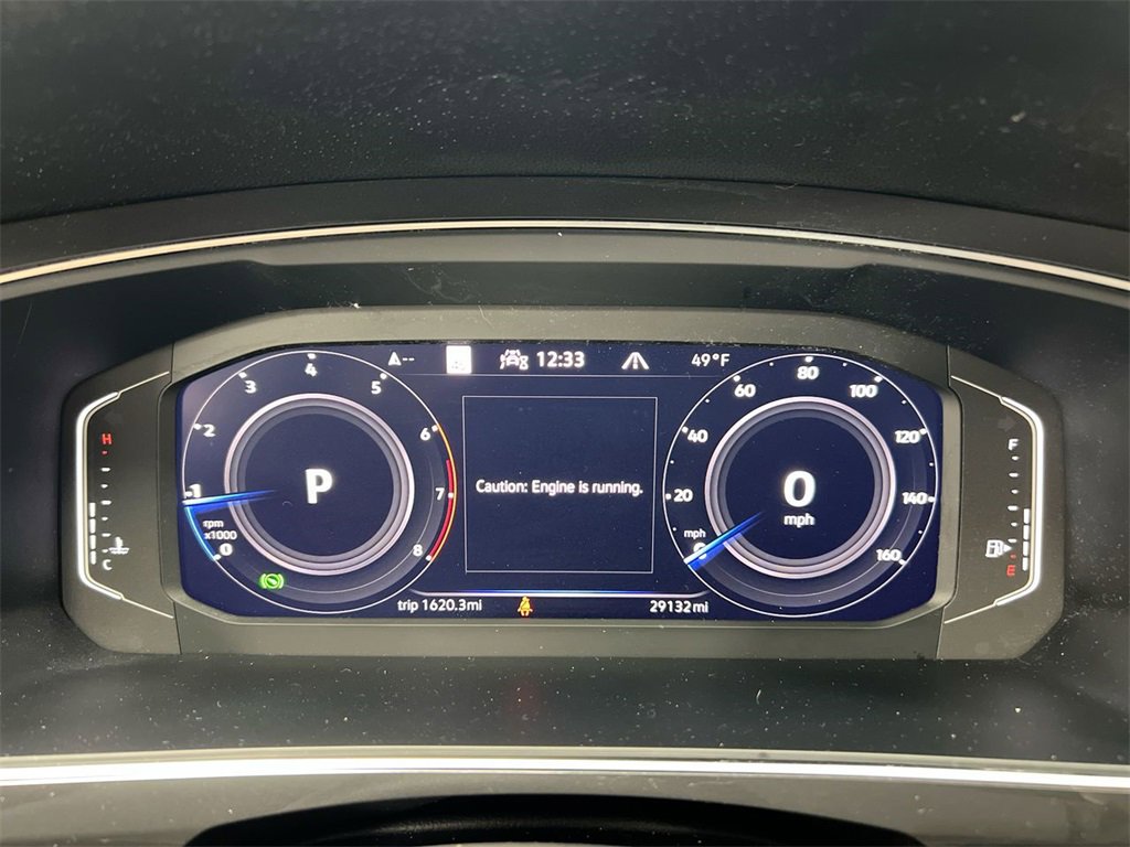 Used 2022 Volkswagen Tiguan SEL R-Line image 11