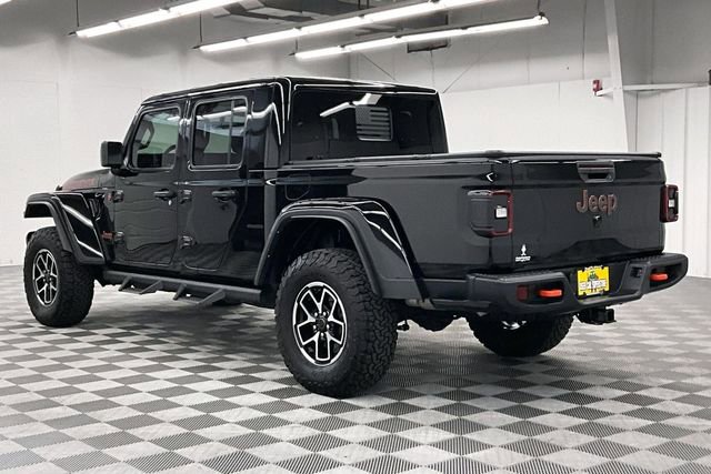 Used 2023 Jeep Gladiator Mojave w/ Trailer Tow Package AWD/4WD image 3
