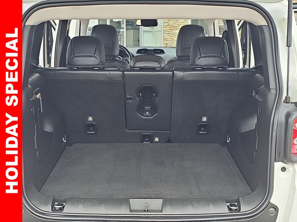 Used 2022 Jeep Renegade Trailhawk image 12