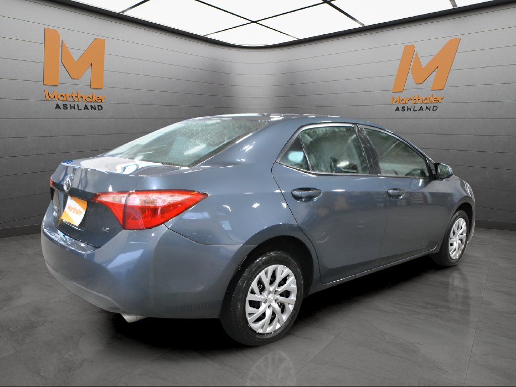 Used 2017 Toyota Corolla LE FWD image 4