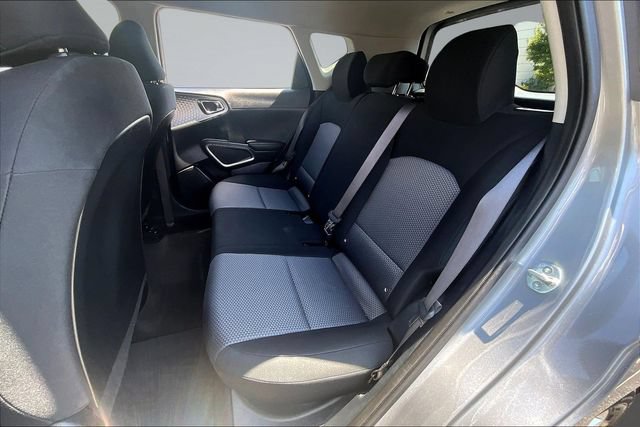 Certified 2023 Kia Soul LX w/ LX Technology Package FWD image 21