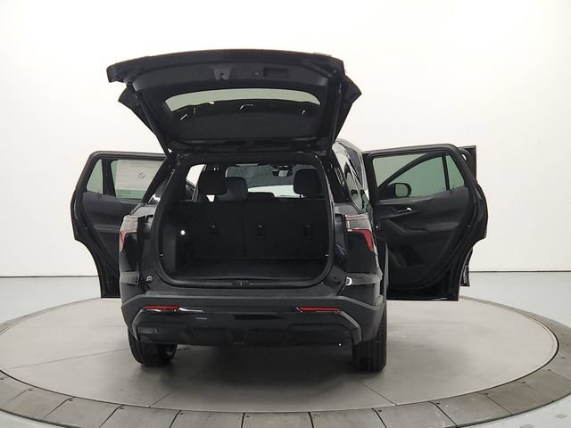 New 2027 Chevrolet Equinox RS w/ Safety and Technology Package FWD image 15