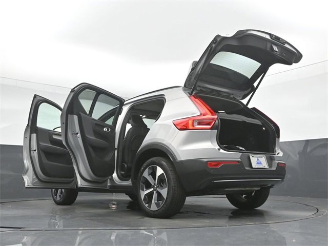Used 2024 Volvo XC40 B5 Plus w/ Protection Package Premier image 54