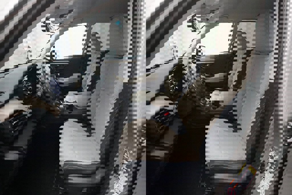 Used 2020 Subaru Outback Premium image 7