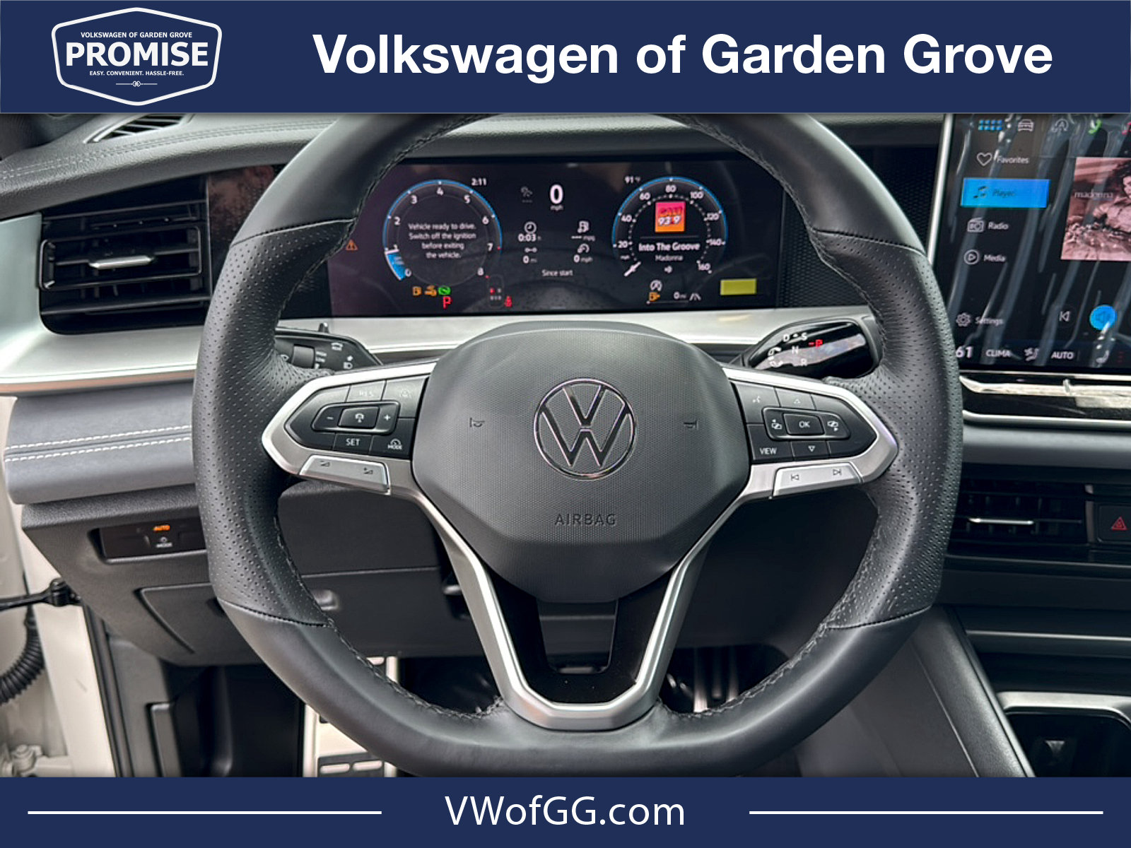 New 2026 Volkswagen Tiguan SE R-Line AWD/4WD image 17