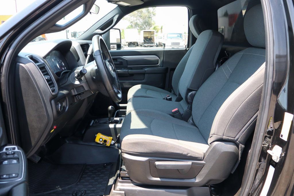 Used 2023 RAM 5500 Tradesman image 22