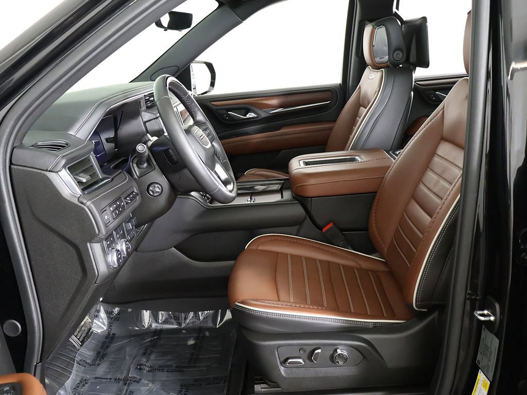 Used 2023 GMC Yukon Denali Ultimate w/ LPO, Floor Liner Package image 41